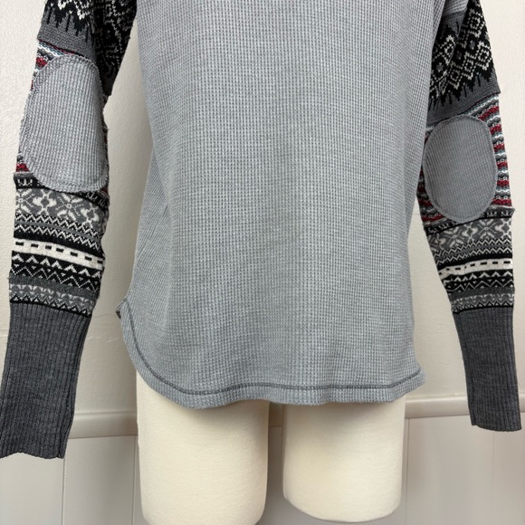 We the Free by FP Thermal Waffle Knit Top "FREEDOM" Size S Gray Grunge Knit - Picture 11 of 17